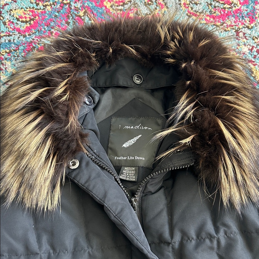 1 Madison Black feather lite down Parka Fox fur collar medium - Picture 2 of 8